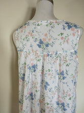 Load image into Gallery viewer, French Country Sleeveless Cotton Nightie FCB221V