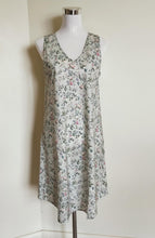 Load image into Gallery viewer, Love and Lustre Cotton Voile Short Nightie in Botanica Print LL881T